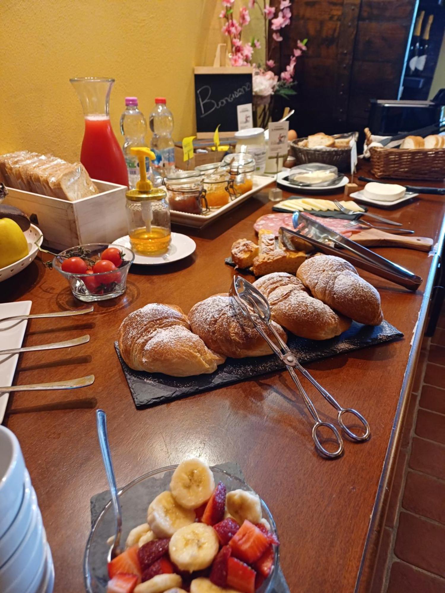 Agriturismo Terre Di Toscana Terricciola Kültér fotó
